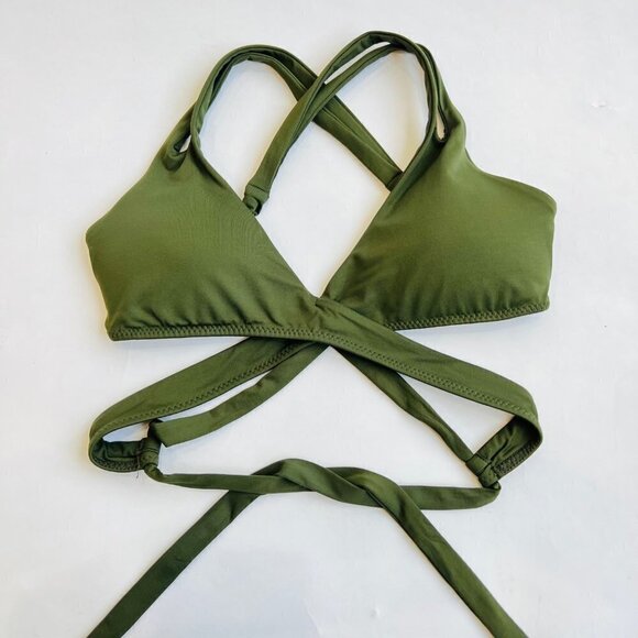 ❤️ Becca Size S Kailani wrap bikini top in olive green - Picture 3 of 6